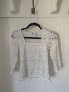 Y2K vintage white lace square neck top with 3/4 length sleeves